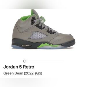 Boys Retro Air Jordan size 5y like new